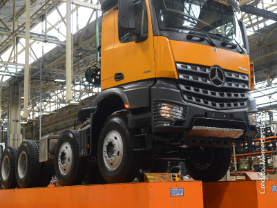 PRODUÇÃO DE CAMINHÕES CRESCE MAIS DE 90%