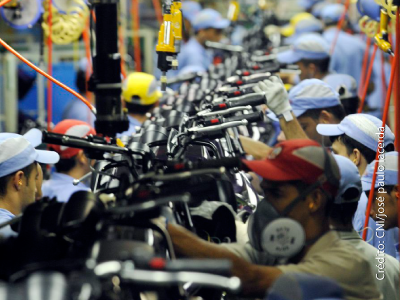 CONFIANÇA DA INDÚSTRIA SEGUE EM ALTA