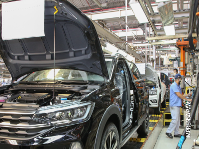 INDÚSTRIA AUTOMOTIVA BRASILEIRA PREVÊ ANO DE CRESCIMENTO