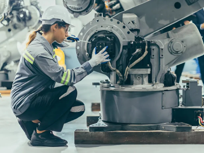 INDÚSTRIA DE MÁQUINAS E EQUIPAMENTOS CRESCE MAIS DE 26% EM MAIO